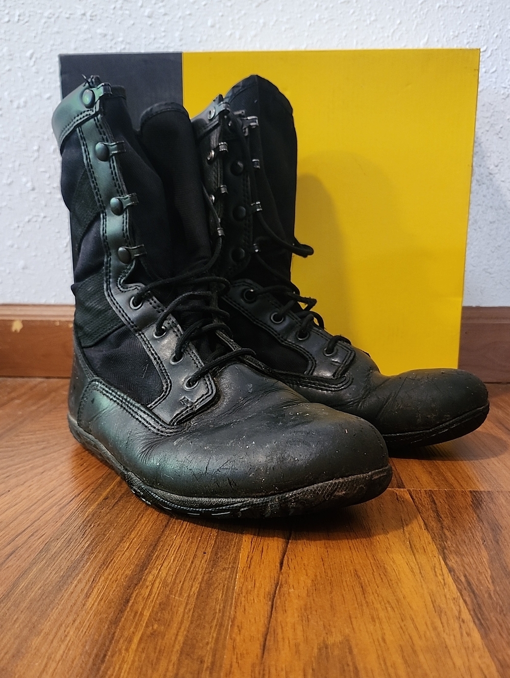 Belleville Men's Size 10R Black Quick-drying Tactical Lace-Up Boots